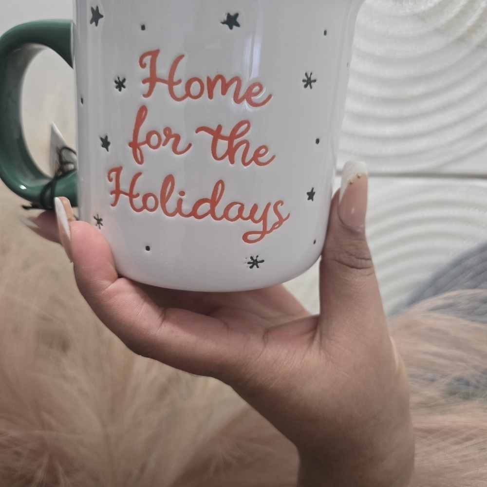 Peanuts Mug with Green Handle and Star Accents - Picture 2 of 7